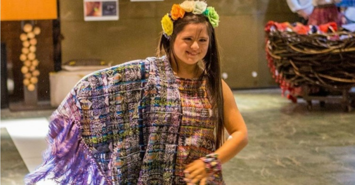 mujer-con-down-sorprende-por-ropa-portada